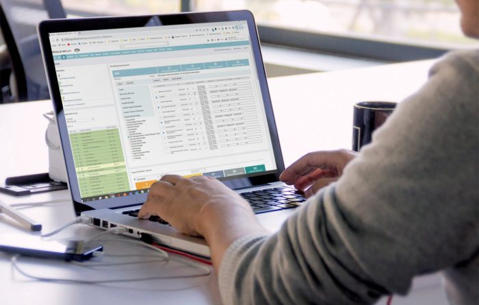 CRM Accelerate för NetSuite med förkonfigurerade försäljningsprocesser och arbetsflöden från SuiteCorner
