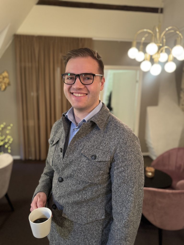 Johan Rosenstrid joins Suitecorner.