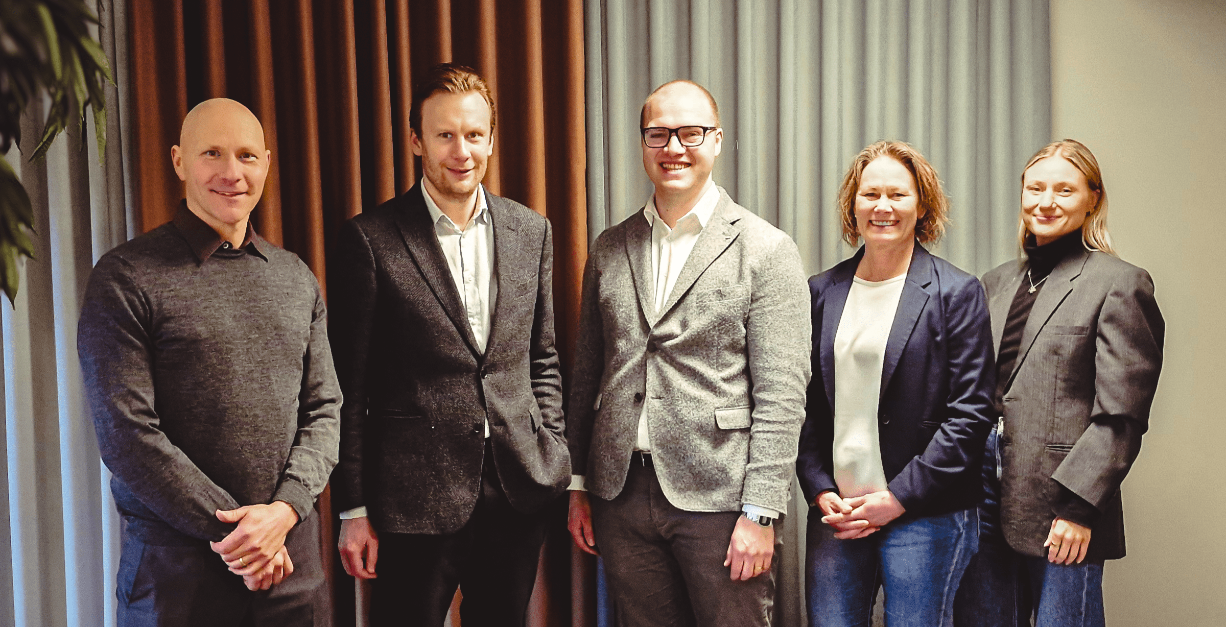 Medarbetare från SuiteCorner och Klara Consulting i samband med nytt samarbete inom NetSuite och ekonomiprocesser.